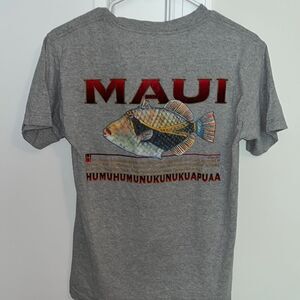 Gray adult Giant Word aloha Maui Hawaii Fish T-shirt-S (great for gal or youth)
